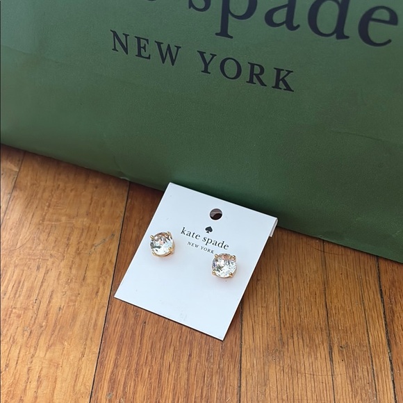 Buyers Giveaway! Kate Spade Silver Stud Earrings